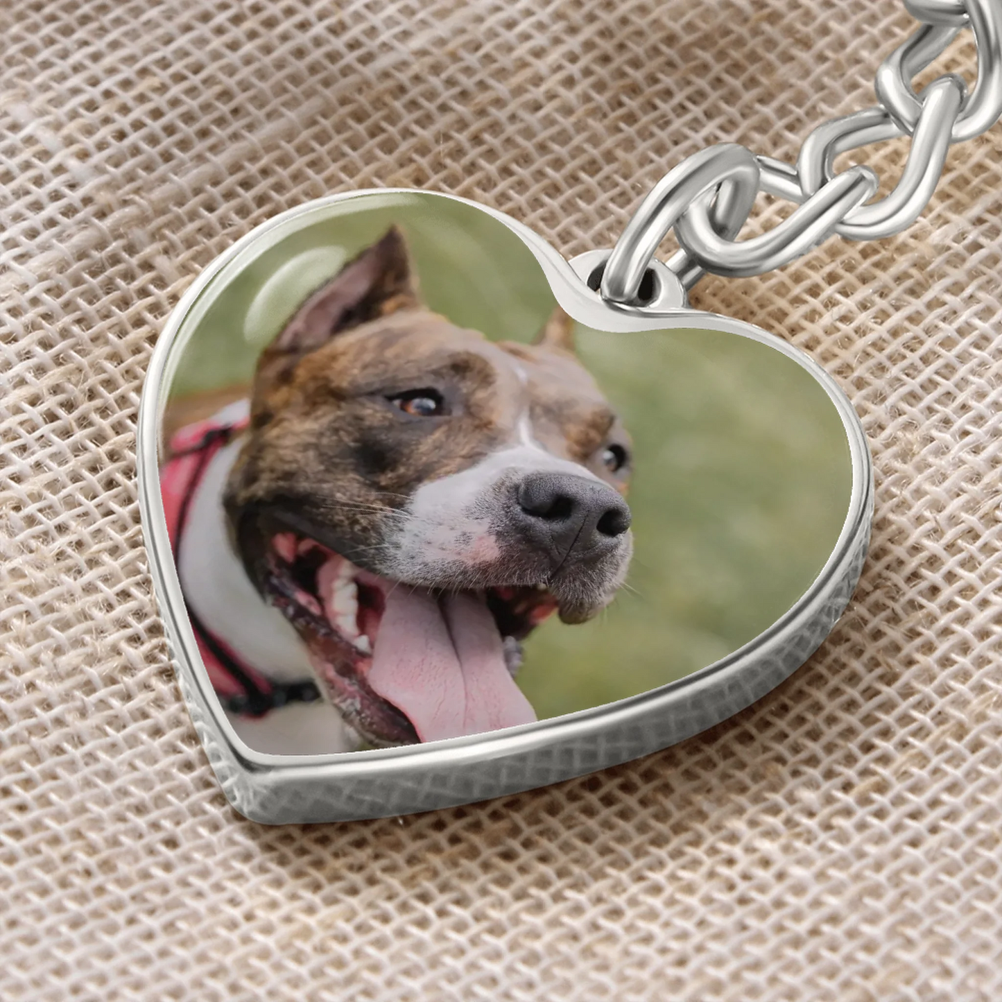 Graphic Heart Keychain 1